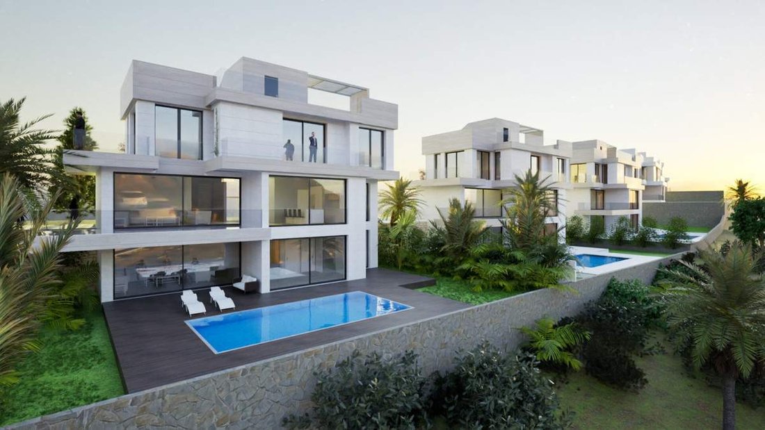 Villa in Estepona, Andalusia, Spain 2 - 15232137