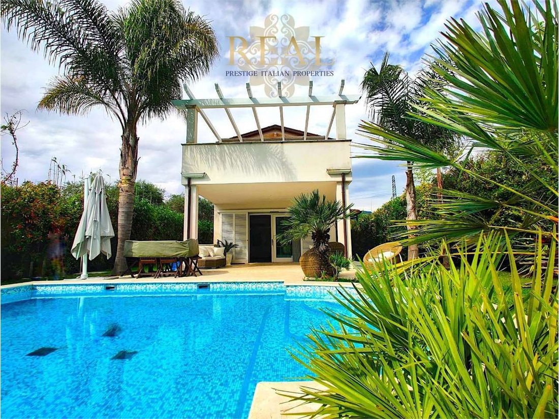 House in Caranna-Vaiana, Forte dei Marmi, Tuscany 1 - 15233388