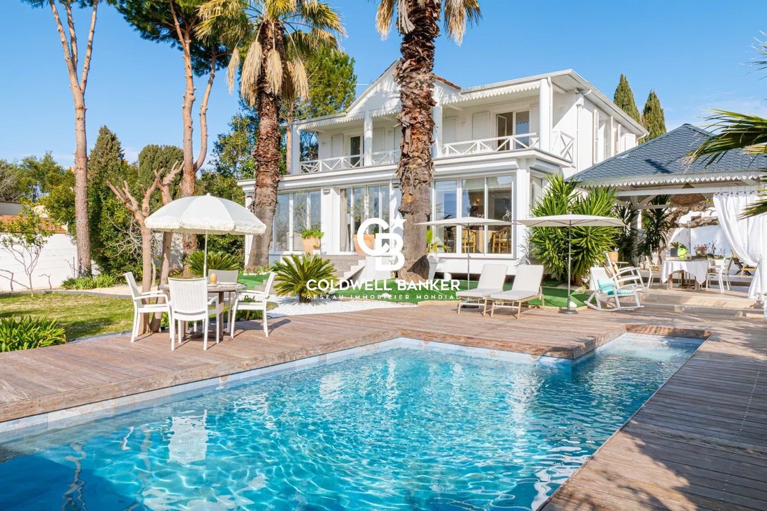 Villa in Port Marianne, Montpellier, France 1 - 15232164