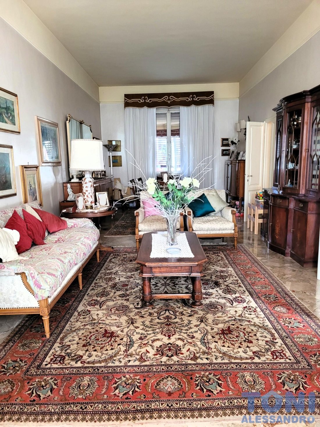 Villa in Station Area, Empoli, Tuscany 2 - 15233372
