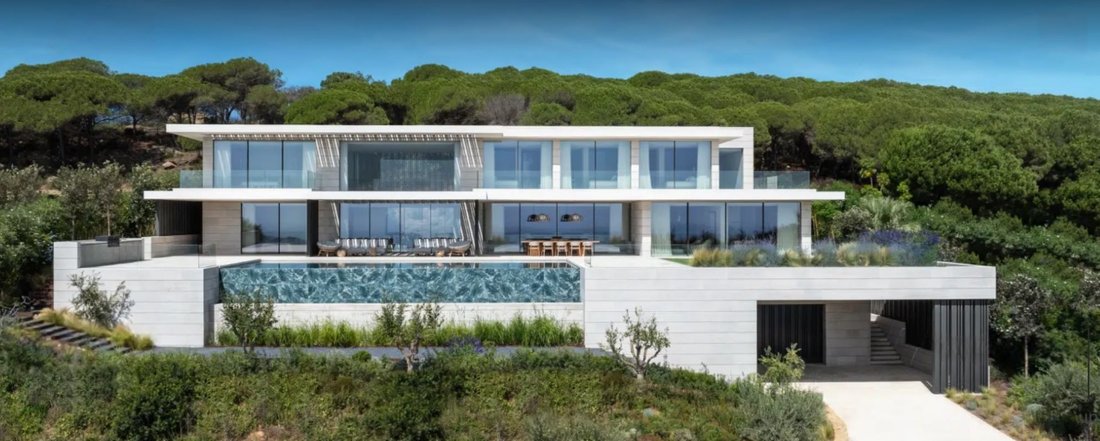 Villa in Sotogrande, Andalusia, Spain 1 - 15199926