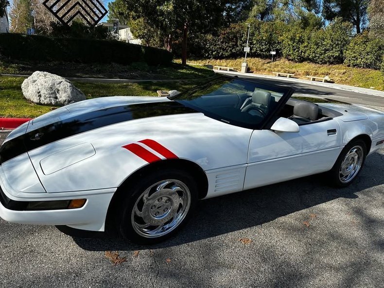 Cabriolet in Glendale, United States 5 - 15232760