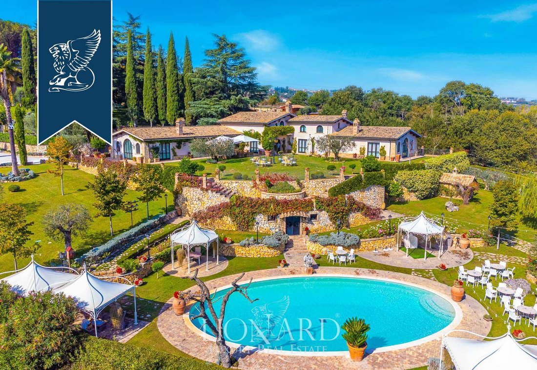 Villa in Mentana, Lazio, Italy 3 - 13995348