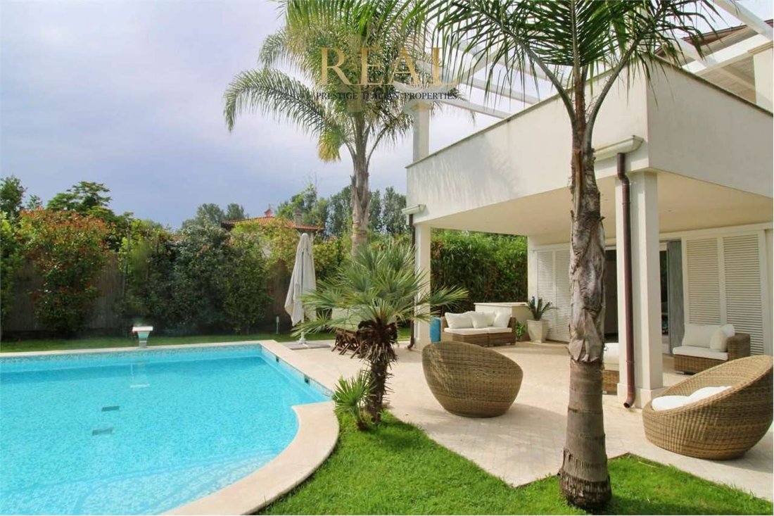 House in Caranna-Vaiana, Forte dei Marmi, Tuscany 2 - 15233388