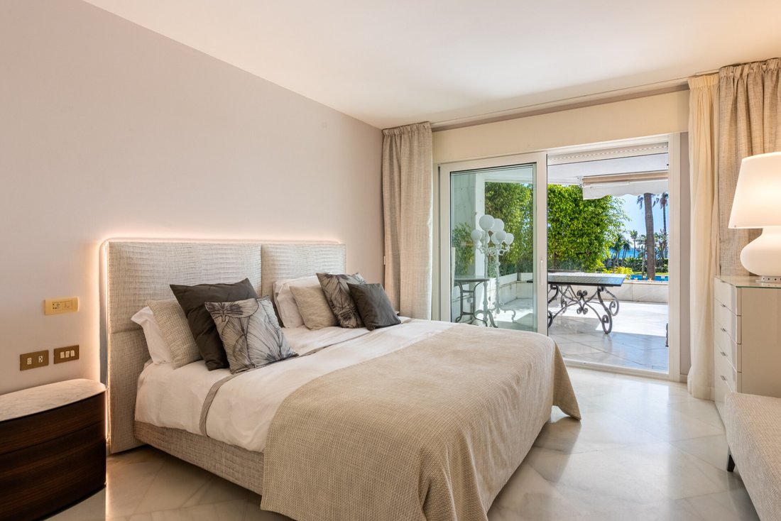 Apartment in Marbella, Andalusia, Spain 5 - 15233977