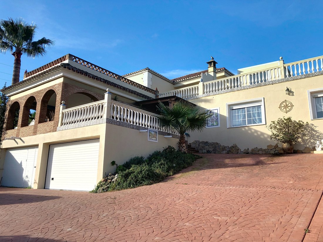 Villa in Estepona, Andalusia, Spain 5 - 15232969