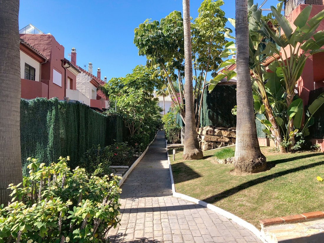 Townhouse in Estepona, Andalusia, Spain 4 - 15232974