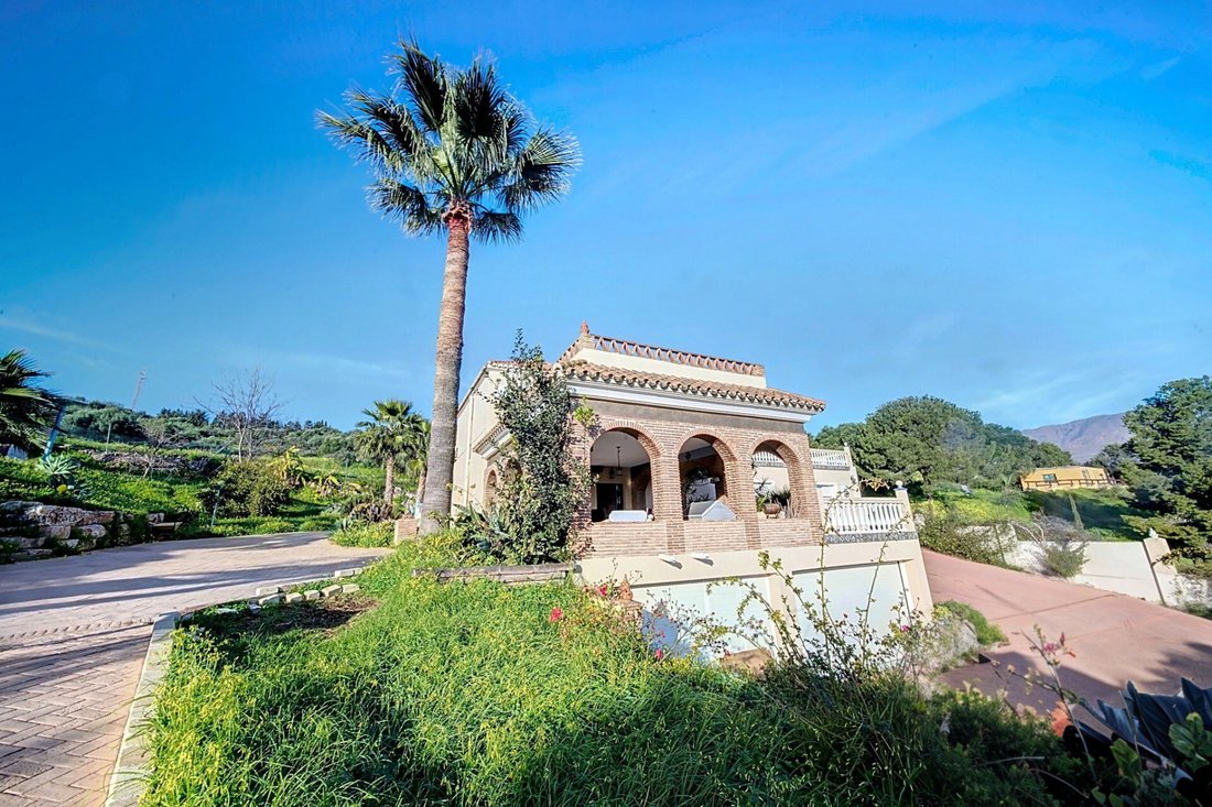 Villa in Estepona, Andalusia, Spain 4 - 15232969