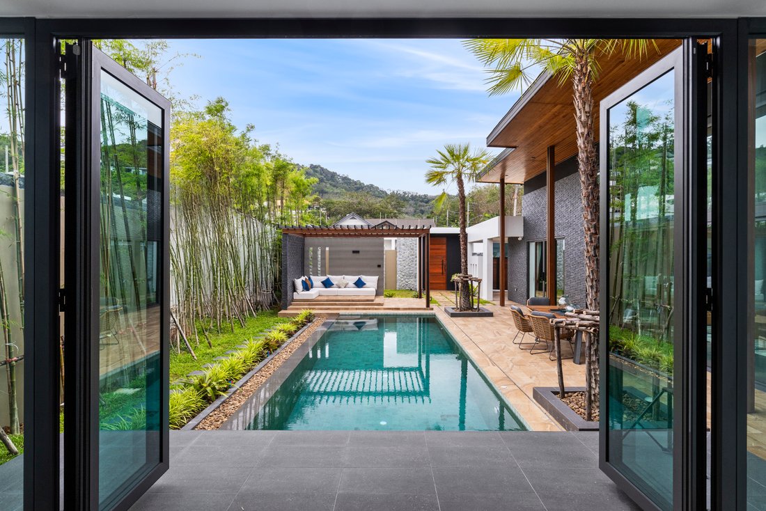 Villa in Rawai, Phuket, Thailand 1 - 15232151