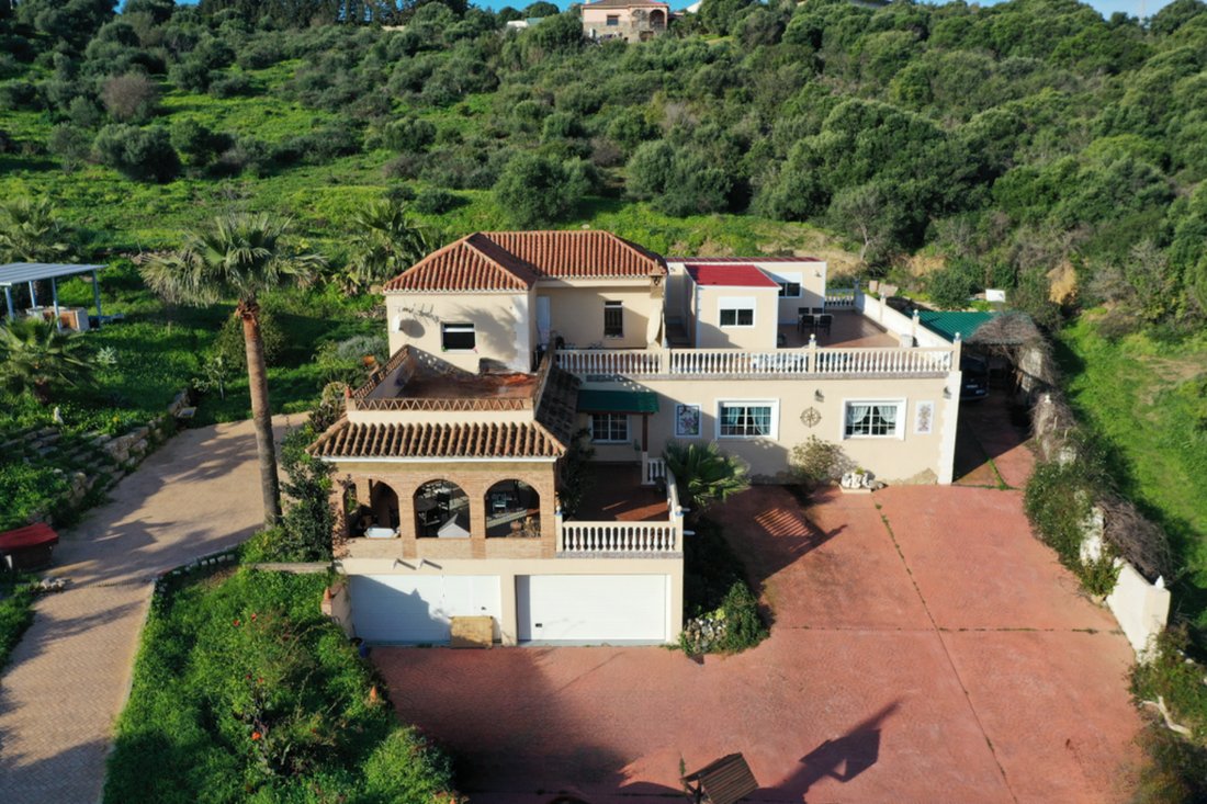 Villa in Estepona, Andalusia, Spain 3 - 15232969
