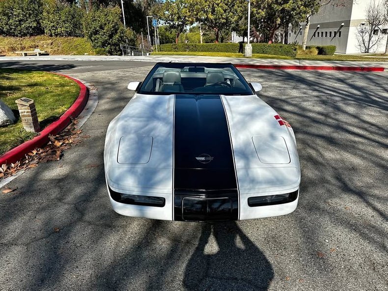 Cabriolet in Glendale, United States 3 - 15232760