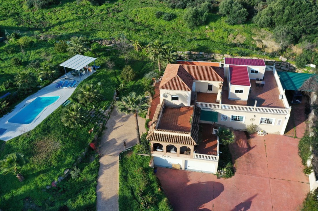 Villa in Estepona, Andalusia, Spain 1 - 15232969