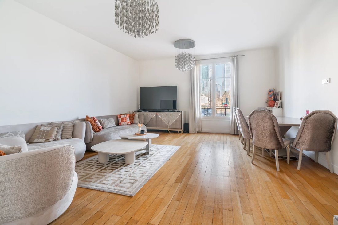 Apartment in La Plaine des Sablons, Neuilly-sur-Seine, France 1 - 15234070