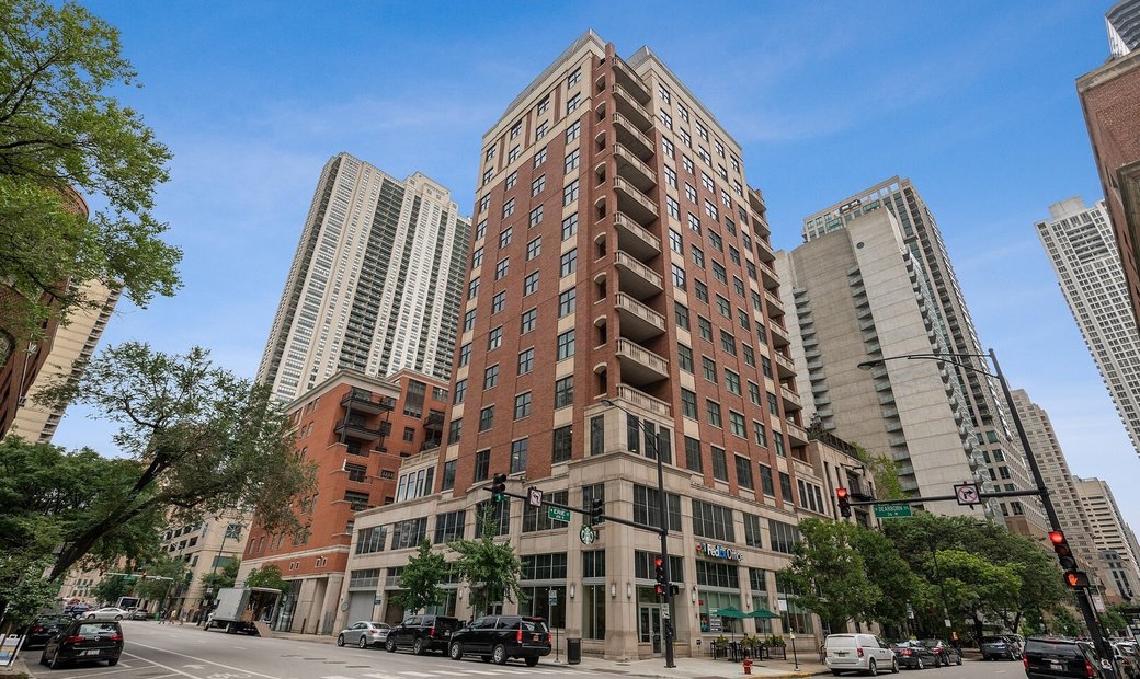 Picture of High Floor Condo In A Boutique Doorman In Chicago, Illinois, United ...