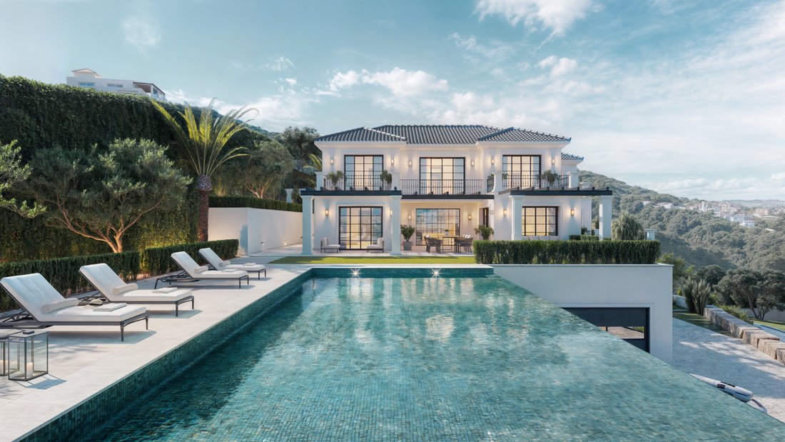 Villa in Elviria-Cabopino, Marbella, Spain 1 - 15235886