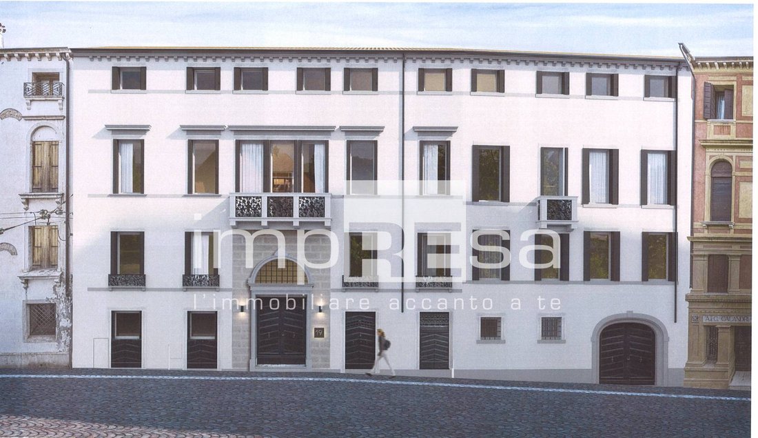 Apartment in Cathedral - Piazza dei Signori, Treviso, Italy 2 - 15238624