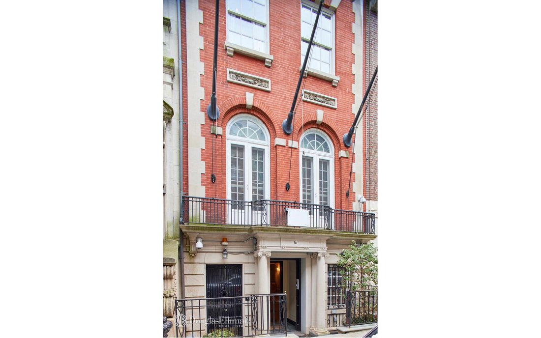 House in New York, New York, United States 2 - 15238054