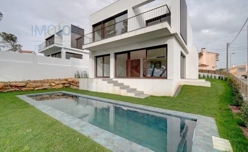 House in Alcabideche, Lisbon, Portugal 1