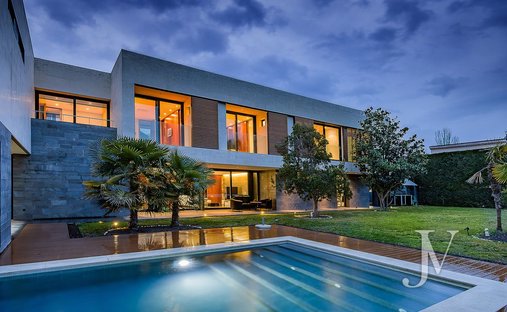 Villa in Madrid, Community of Madrid, Spain 1
