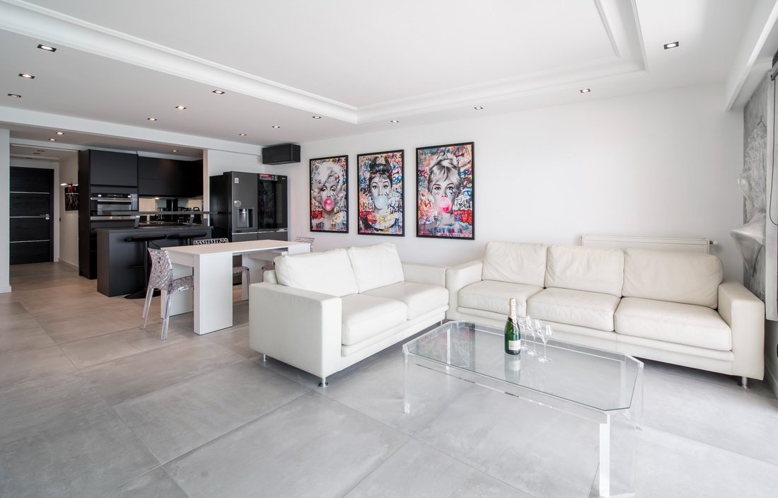 Apartment in Saint Nicolas, Cannes, France 4 - 14564376