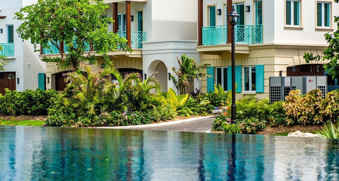 Apartment in West Bay, West Bay, Cayman Islands 3 - 15238924