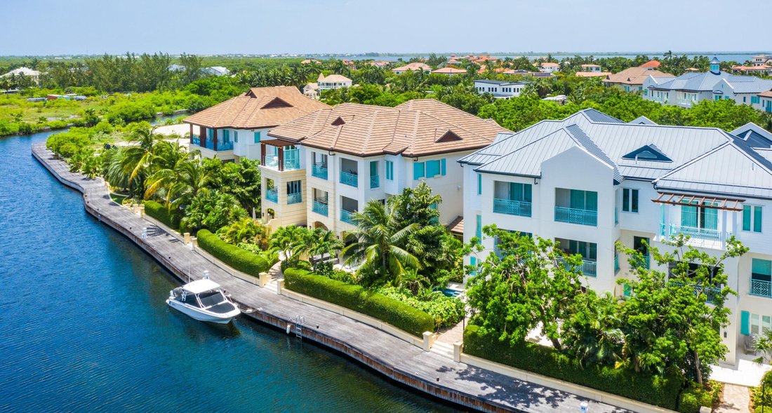 Apartment in West Bay, West Bay, Cayman Islands 2 - 15238913