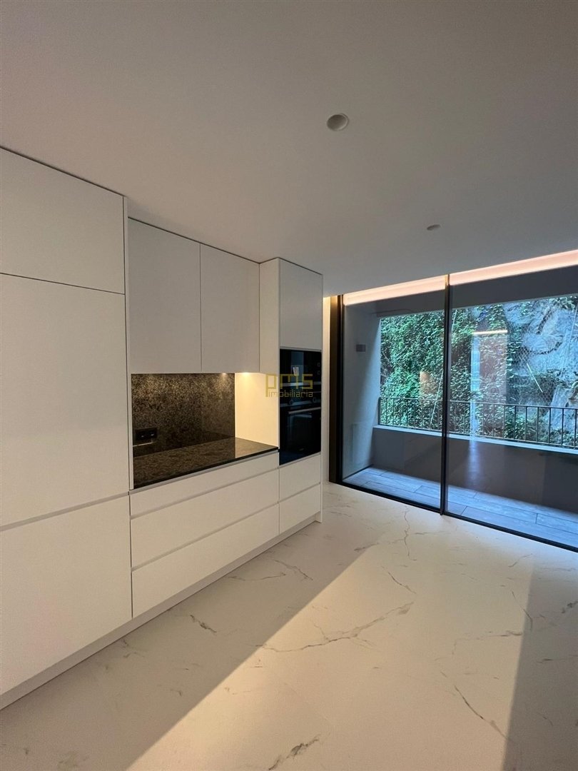 Apartment in Lordelo do Ouro e Massarelos, Porto District, Portugal 5 - 15238313