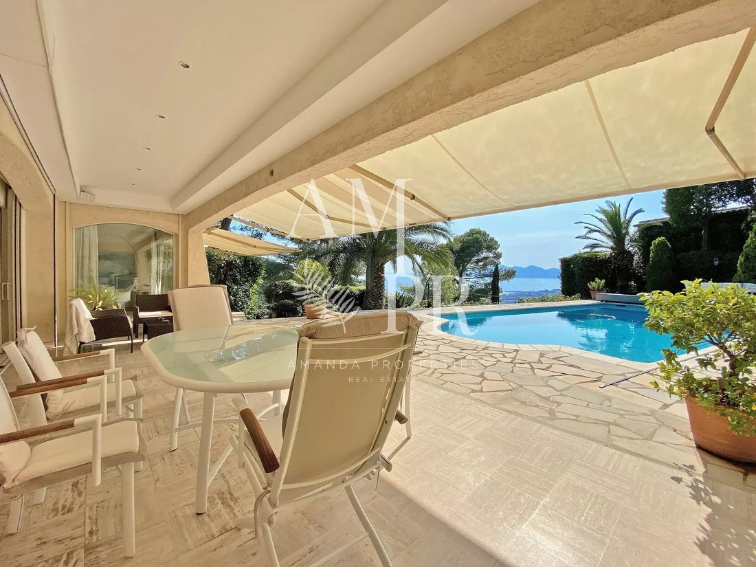 Villa in Cannes, Provence-Alpes-Côte d'Azur, France 4 - 11104730