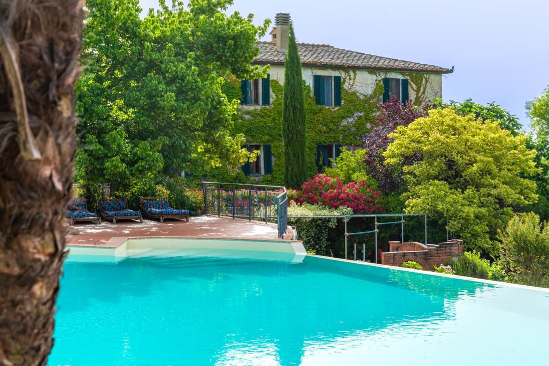 Farm Ranch in Murlo, Tuscany, Italy 2 - 15236558