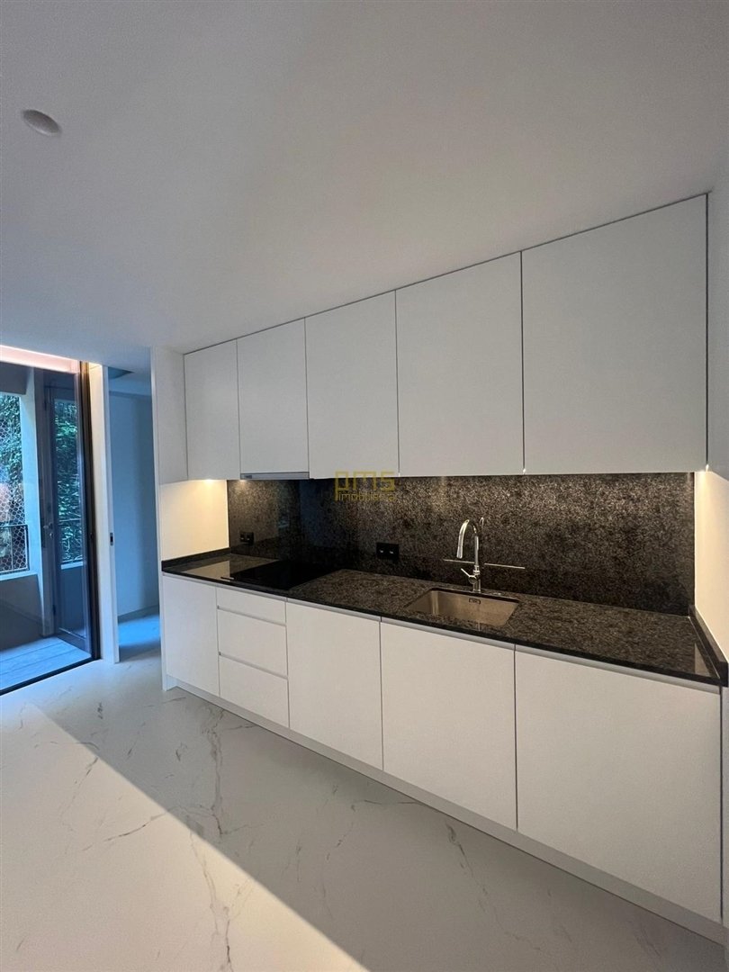 Apartment in Lordelo do Ouro e Massarelos, Porto District, Portugal 4 - 15238313