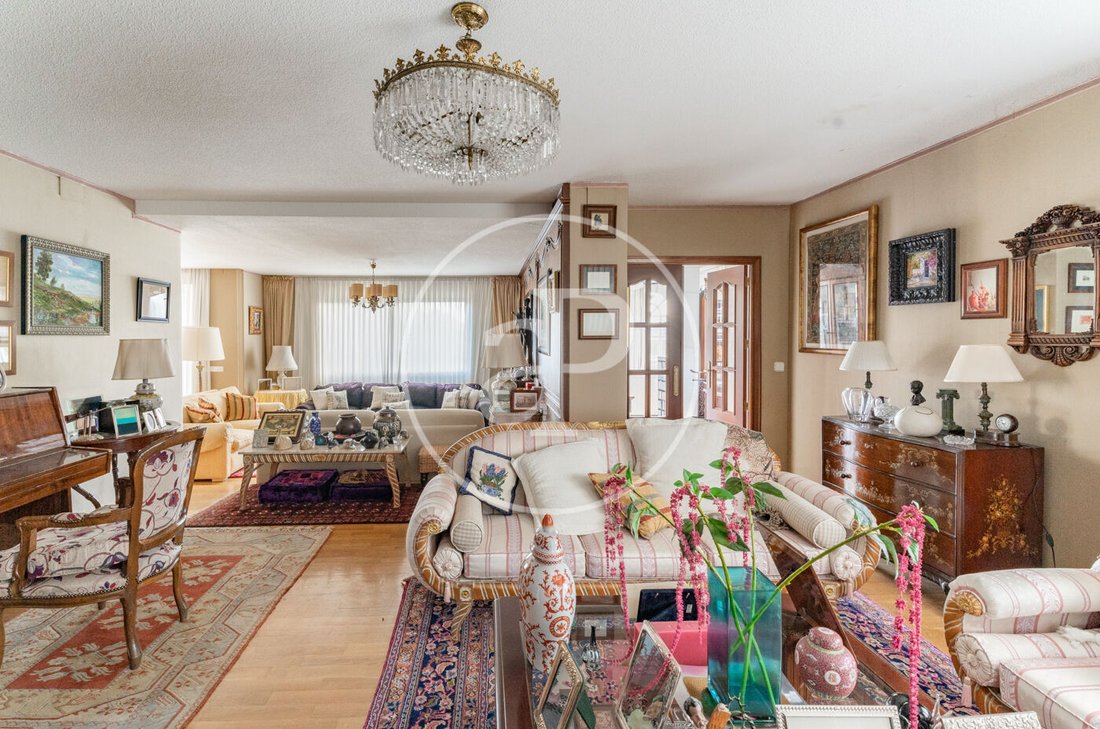 Villa in Las Rozas de Madrid, Community of Madrid, Spain 3 - 15238156