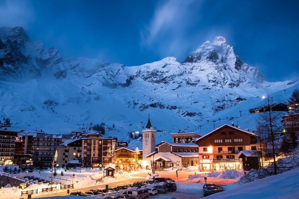 Chalet in Breuil-Cervinia, Aosta, Italy 1 - 15236849