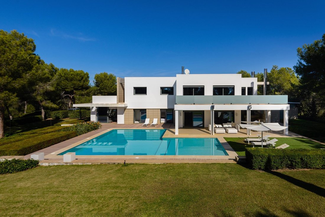 Villa in Santa Eularia des Riu, Balearic Islands, Spain 1 - 15236876