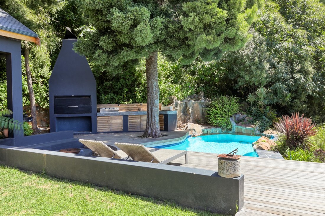 Estate in Witteboomen, Silverhurst, Cape Town 5 - 15238796