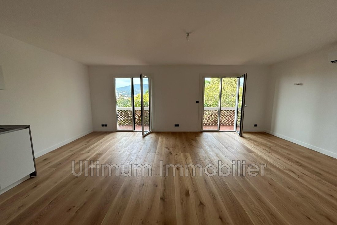 Apartment in Ville-Les Saquedes-Le Bouillonnet, Sainte-Maxime, France 2 - 15117097