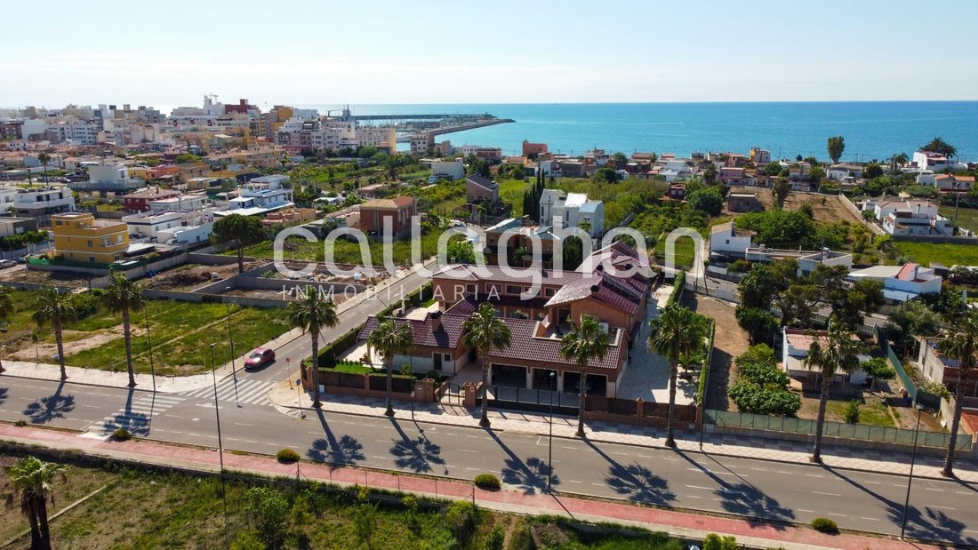 Villa in Borriana, Valencian Community, Spain 3 - 15238741