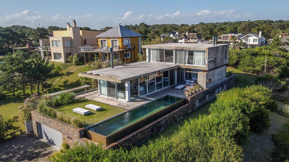 Townhouse in Punta Ballena, Maldonado Department, Uruguay 2 - 15237800