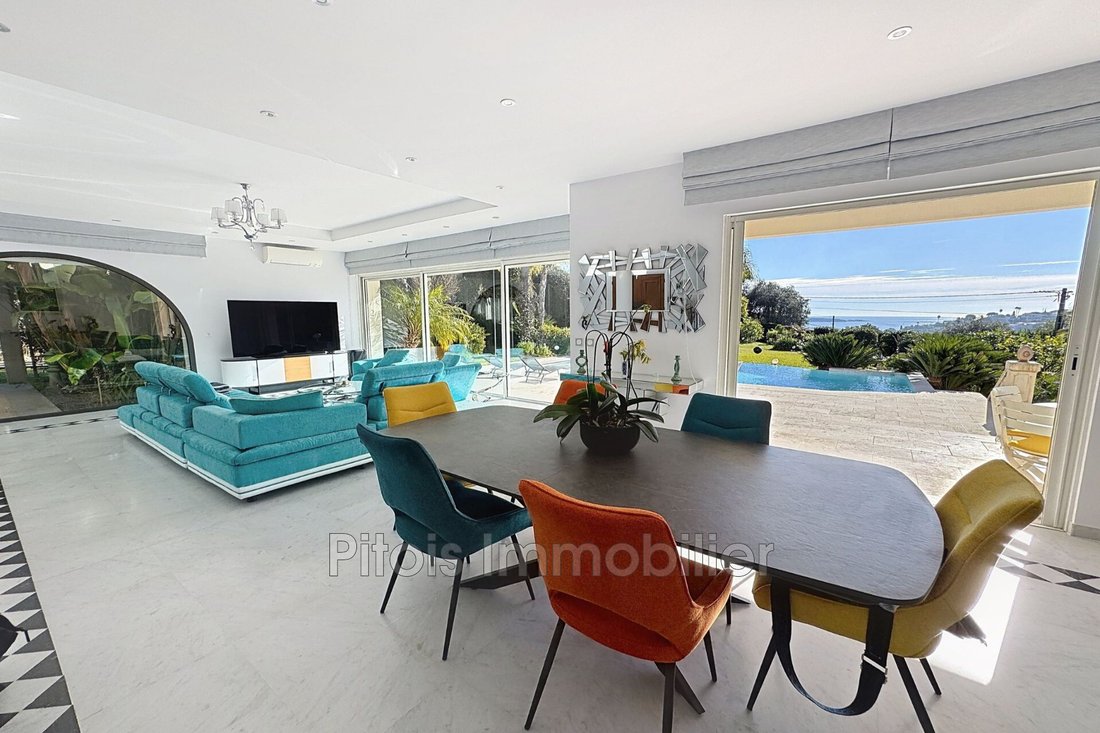 Villa in Les Cougoulins-Rastines, Antibes, France 4 - 15237387