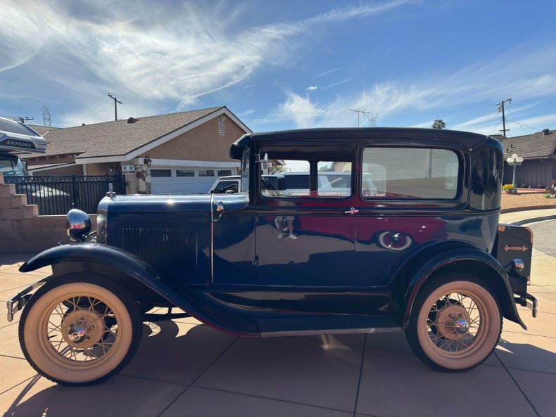 Coupe in Glendale, United States 3 - 15229324