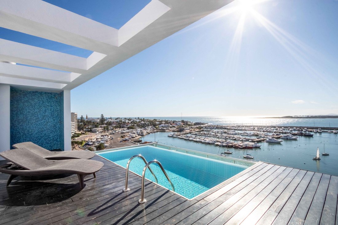 Apartment in Punta del Este, Maldonado Department, Uruguay 1 - 15237780