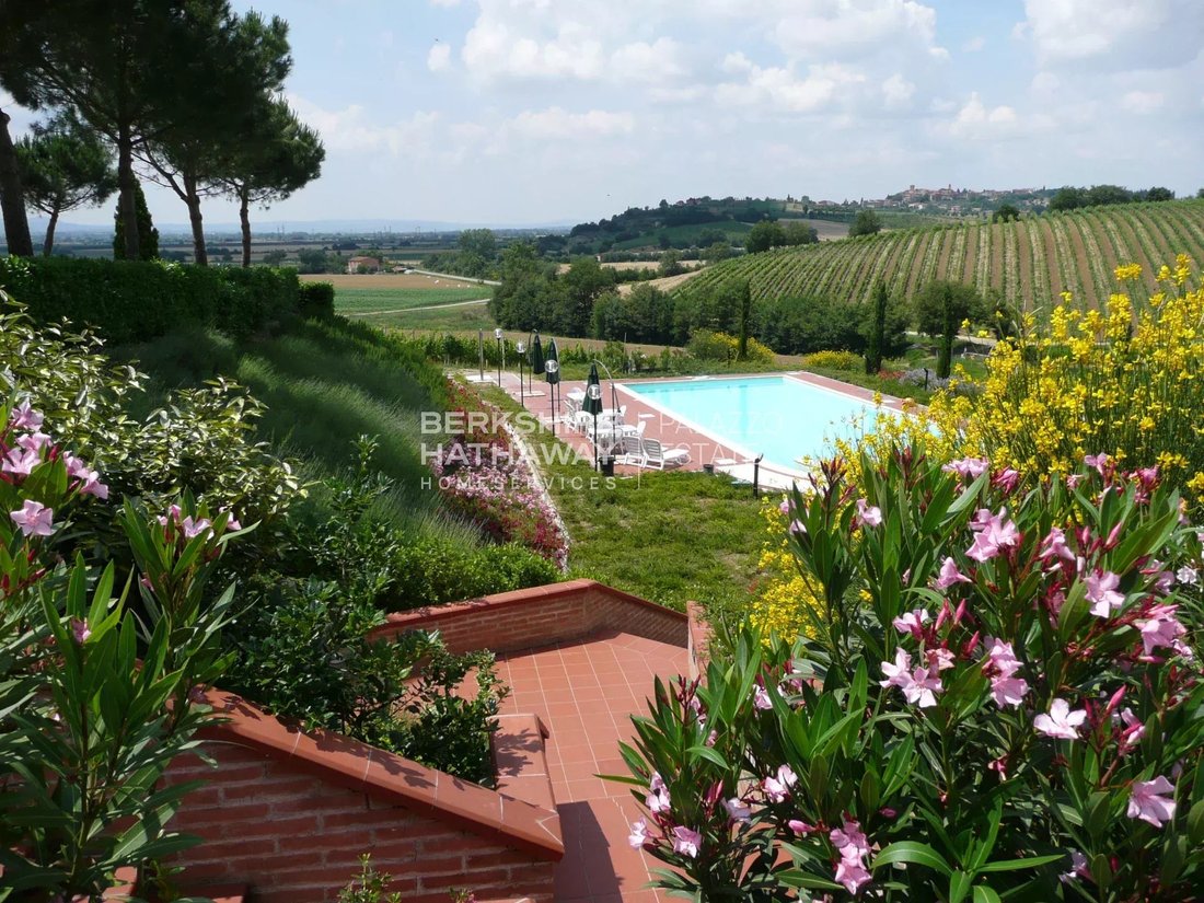 Montepulciano, Tuscany, Italy 3 - 15238917