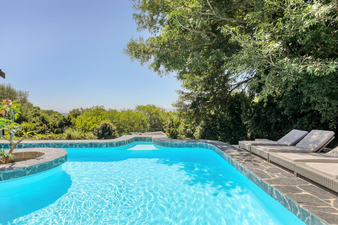 Estate in Witteboomen, Silverhurst, Cape Town 3 - 15238796