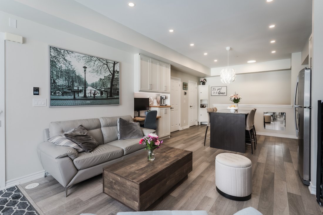 House in Toronto, Ontario, Canada 5 - 15241385