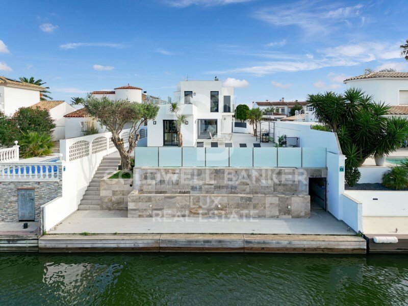 House in Empuriabrava, Catalonia, Spain 5 - 12806188