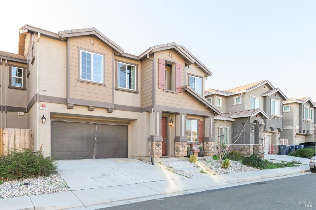 House in Suisun City, California, United States 3 - 15243939
