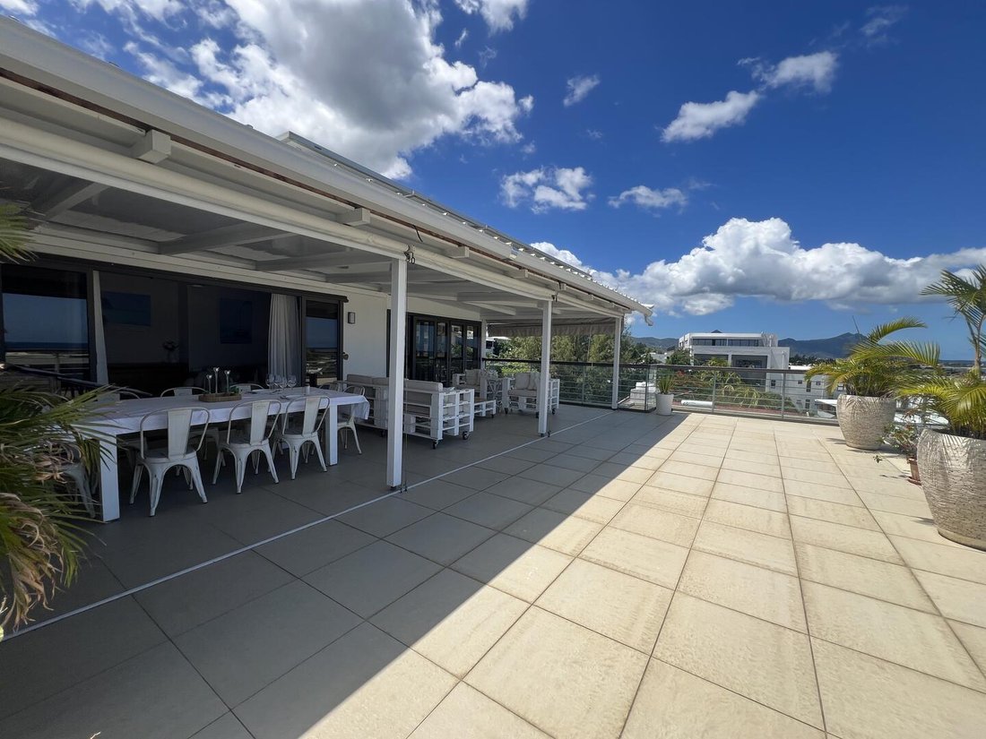 Apartment in Tamarin, Rivière Noire District, Mauritius 2 - 15243563