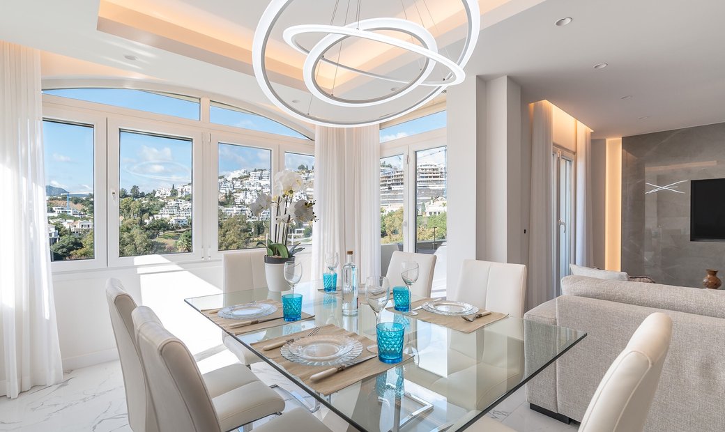 Curated visual reference: Gallery Detail: Elegant Duplex Penthouse In La Quinta With In Benahavís Andalusia