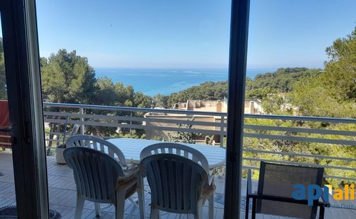 Villa in Salou, Catalonia, Spain 1