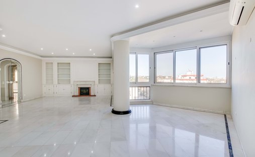 Apartment in Cascais e Estoril, Lisbon, Portugal 1