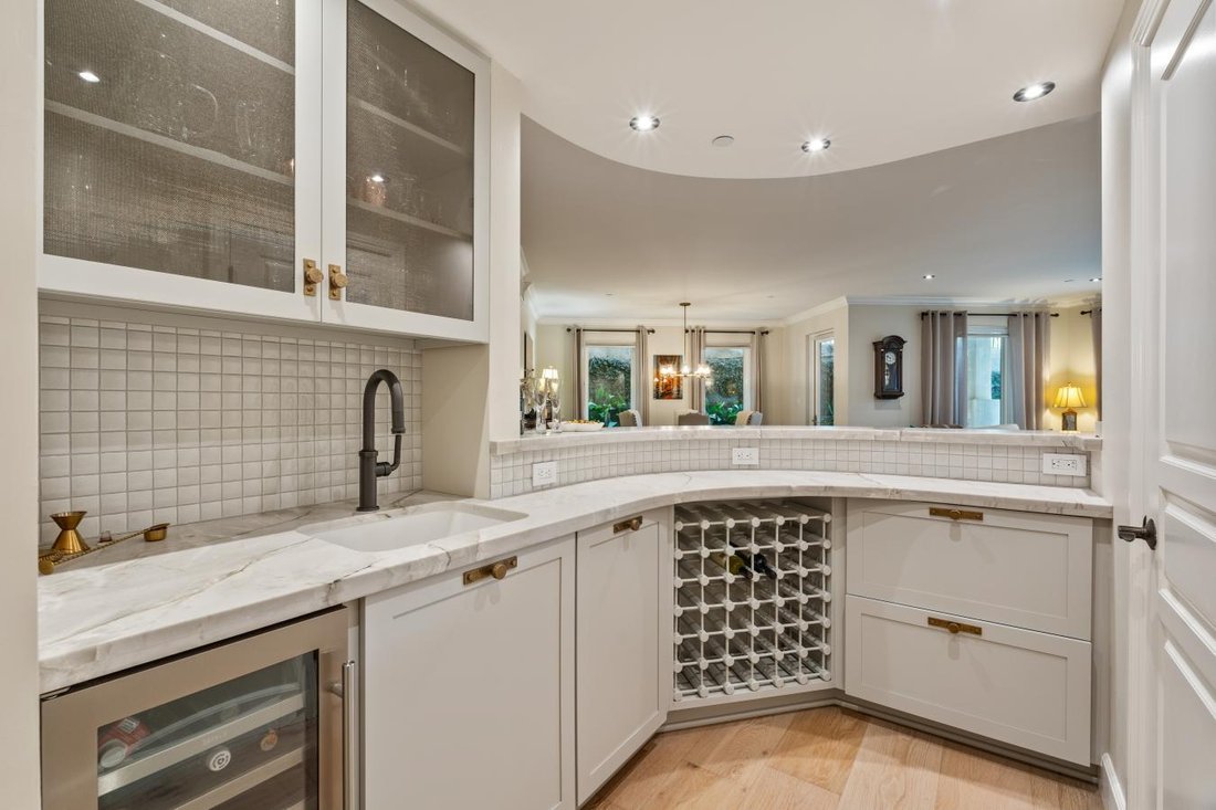 Condo in San Diego, California, United States 5 - 15243926